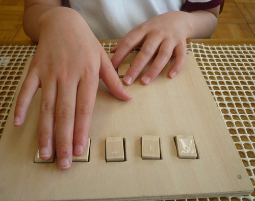 点字の初期学習